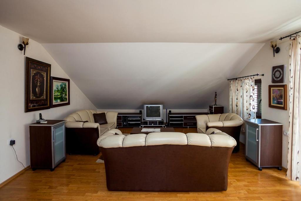 Apartments Ratkovic Tivat Exterior foto
